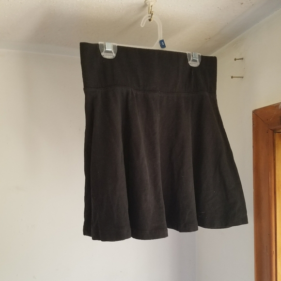 🍁 3/$25 Garage mini skirt - Picture 2 of 3